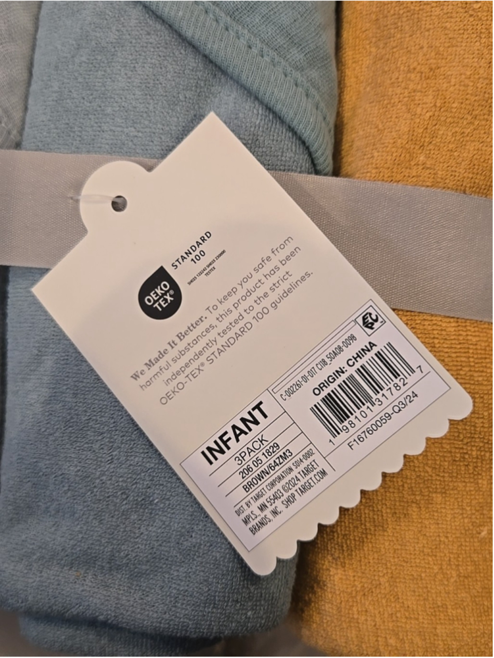 Cloud Island Baby 3pk Lightweight Infant Hooded Towels 30”x30” NWT (LR-4) - Picture 3 of 3